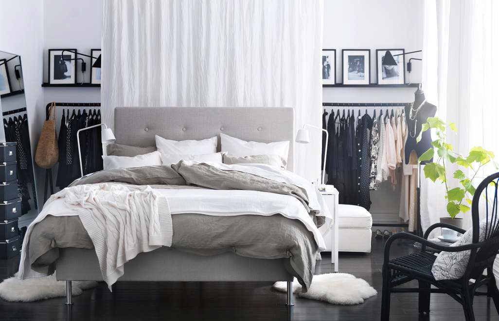 Black And White Theme With IKEA Ideas