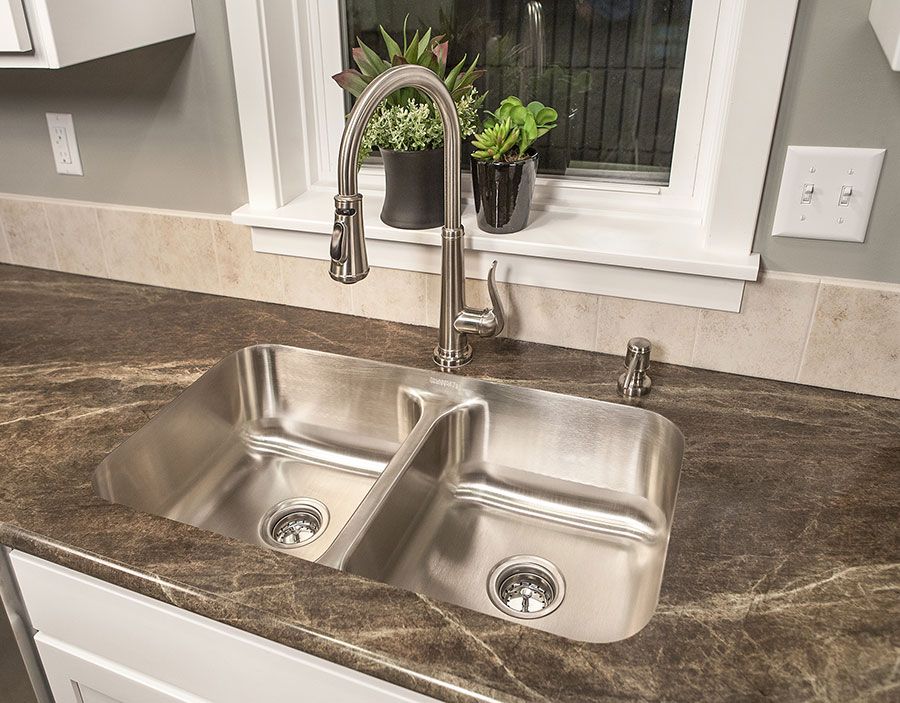 Double Stainless Steel Modern Undermount Sink Design