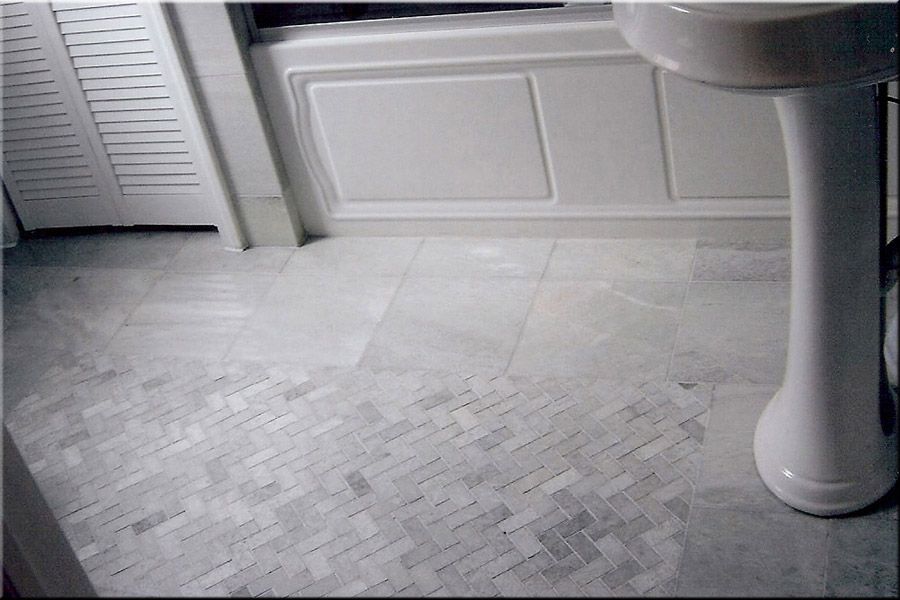 Gray Tile Bathroom Flooring Concept