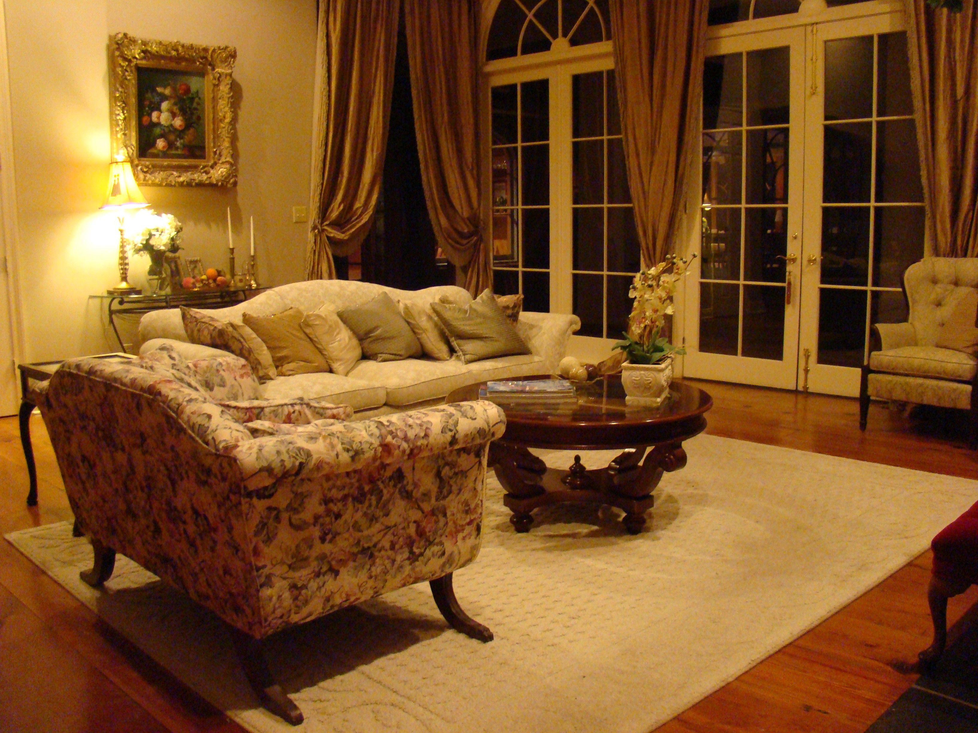 Luxury French Living Room Furniture