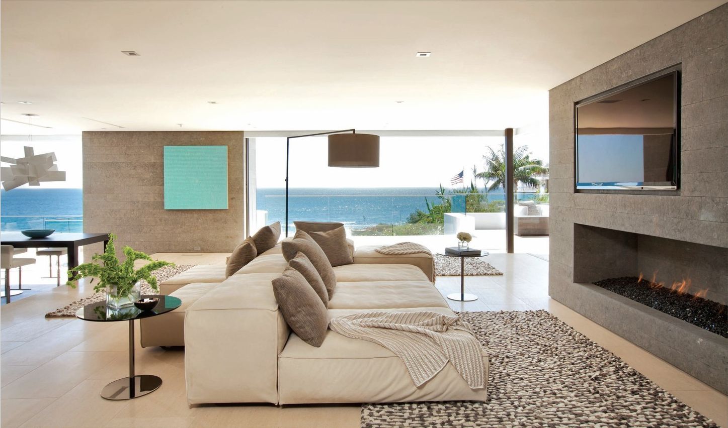 Beach Theme Minimalist Living Room Decorations