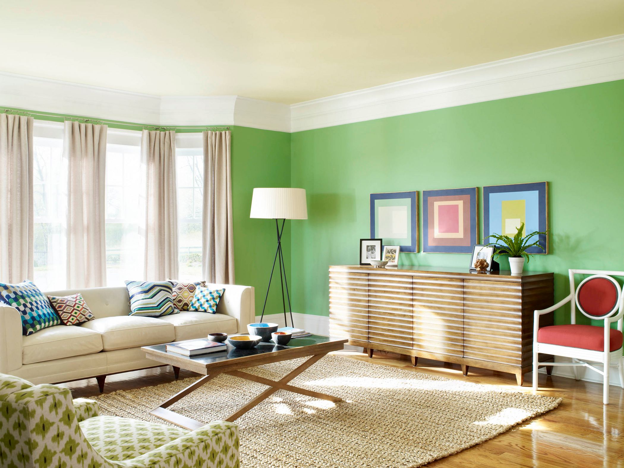 Decorating Ideas For Living Room With Green Wall
