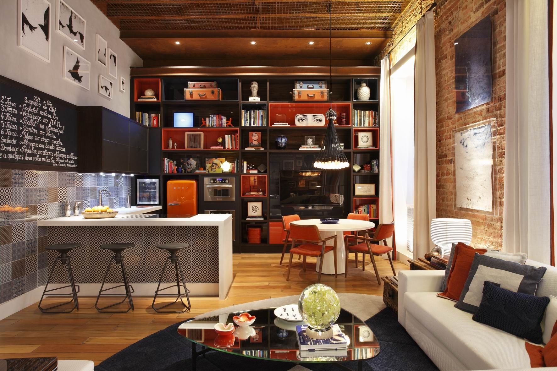 Elegant Organization Ideas for Sofa Tables with Storage