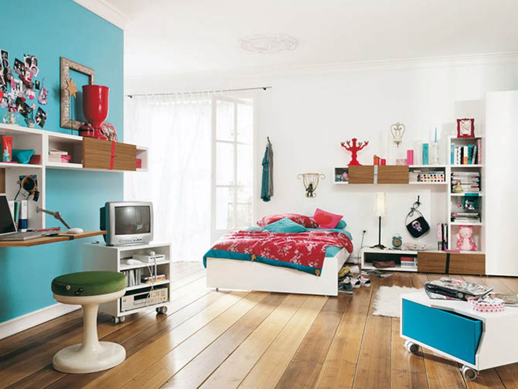 IKEA Kids Playful Paint Colors for Small Bedrooms