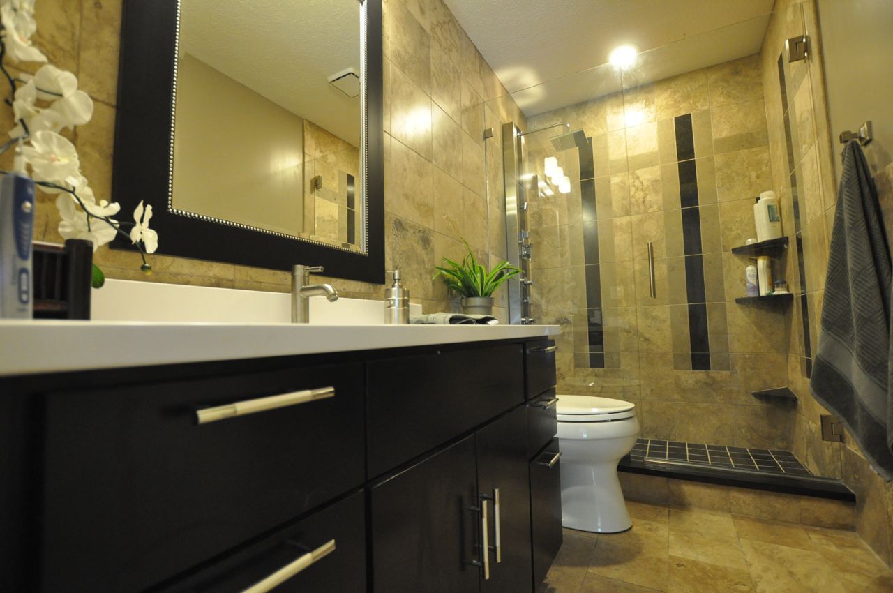 Interactive Ideas For Renovated Small Bathroom Design