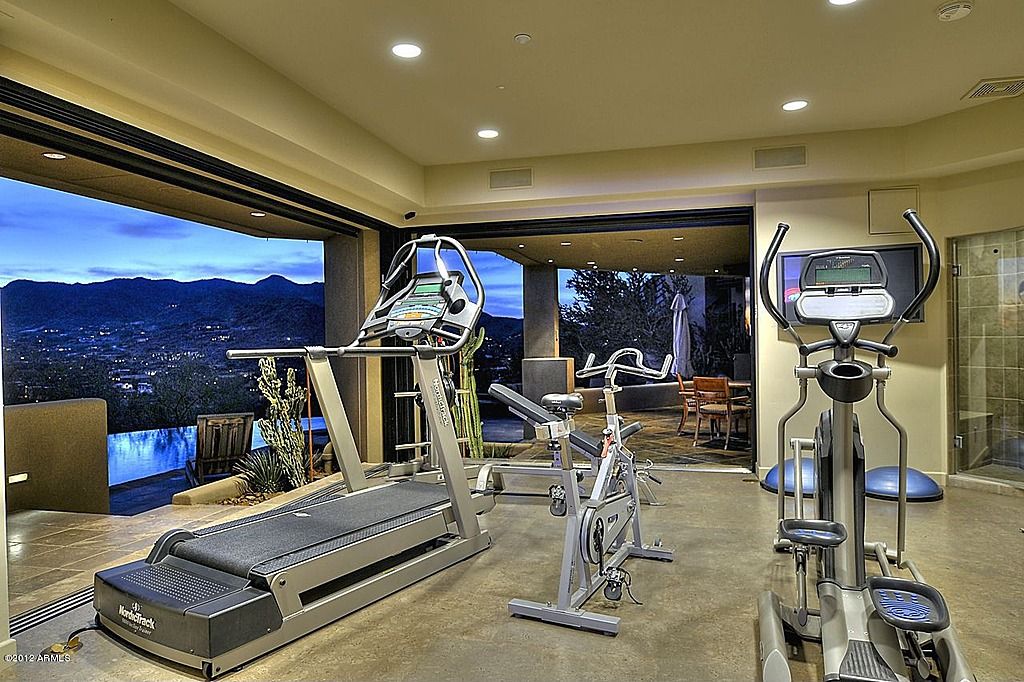 Luxurious Designing Gym Room in Home