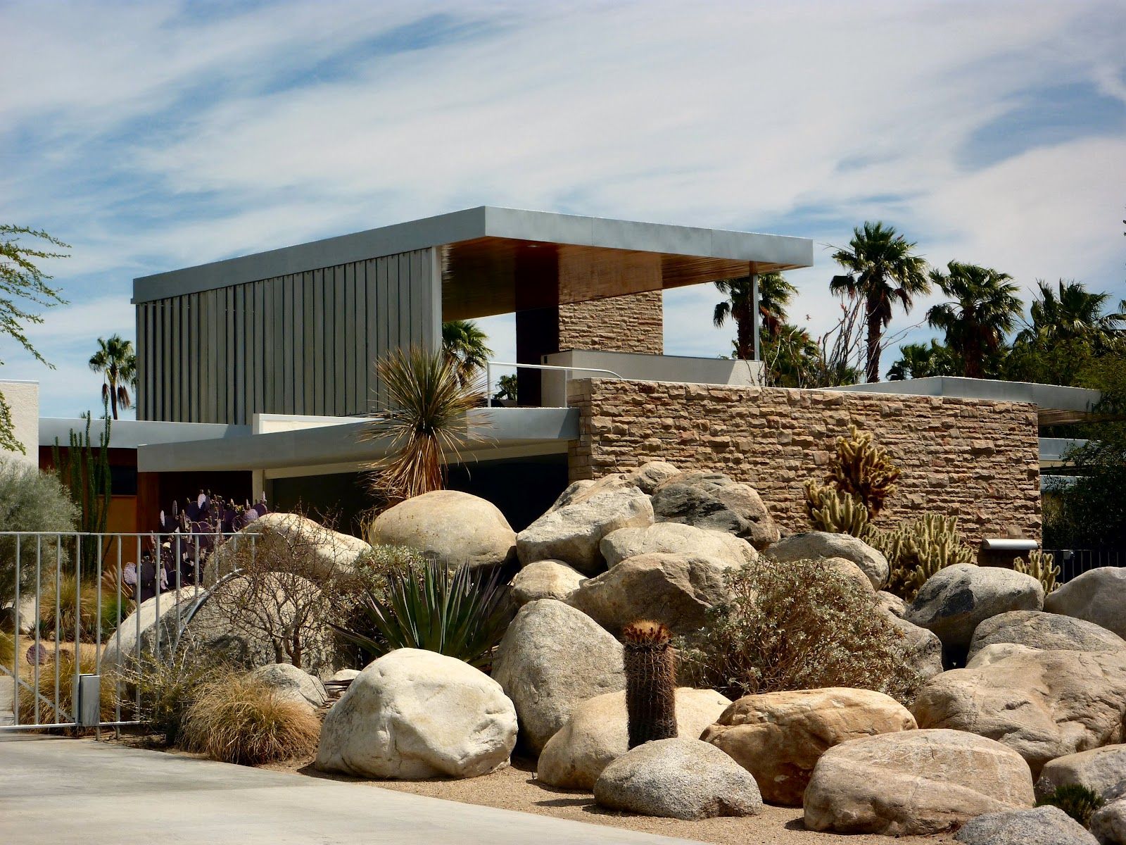 Palm Springs' Desert Modern Architecture