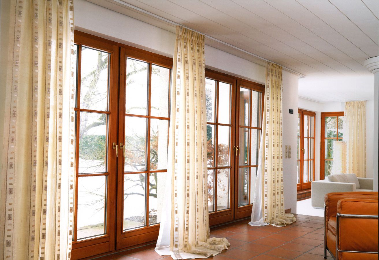 Traditional Vinyl Replacement Windows