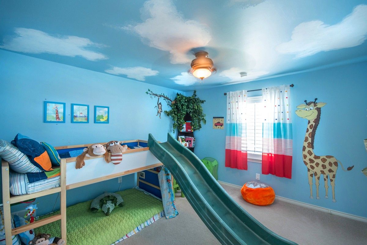 Zoo Theme Kids Home Decor with Cute Impression