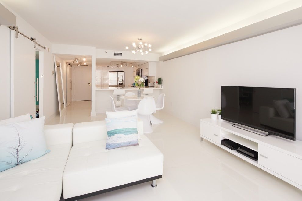 Modern White Spacious Living Room Apartment