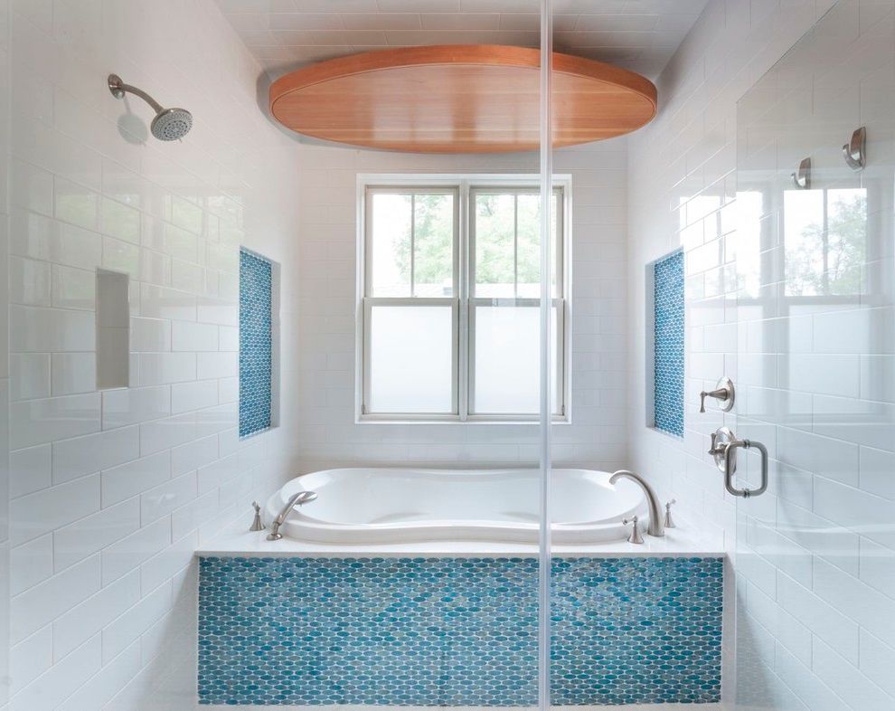 Ocean-Inspired Bathroom and Shower in Blue Color