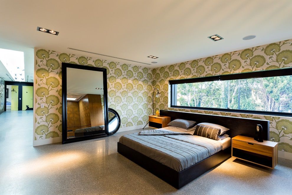 Green Modern Bedroom with Decorative Wall