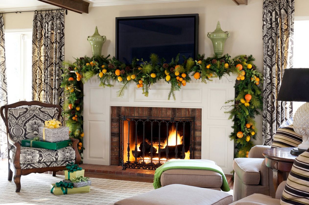 Christmas Living Room Fireplace Decor With Flower (Photo 325 of 7825)