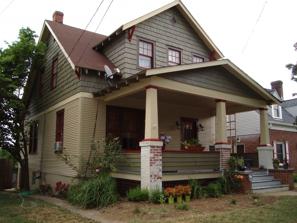 Natural Inspired Exterior Paint Color Idea Feat Enchanting Front Porch With Potted Flowers Decor (Photo 2409 of 7825)