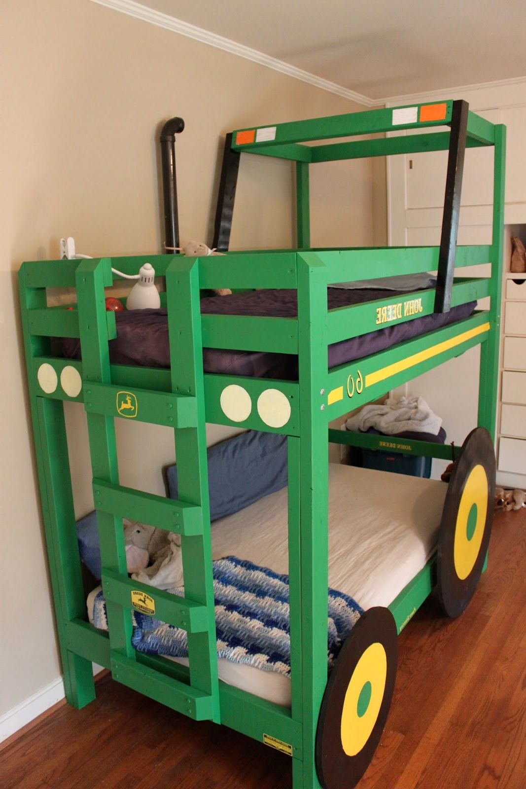Unique Green Car Bunk Bed Shaped With Ladder Plus Gray And White Bedding Set For Little Boys Idea (Photo 3089 of 7825)