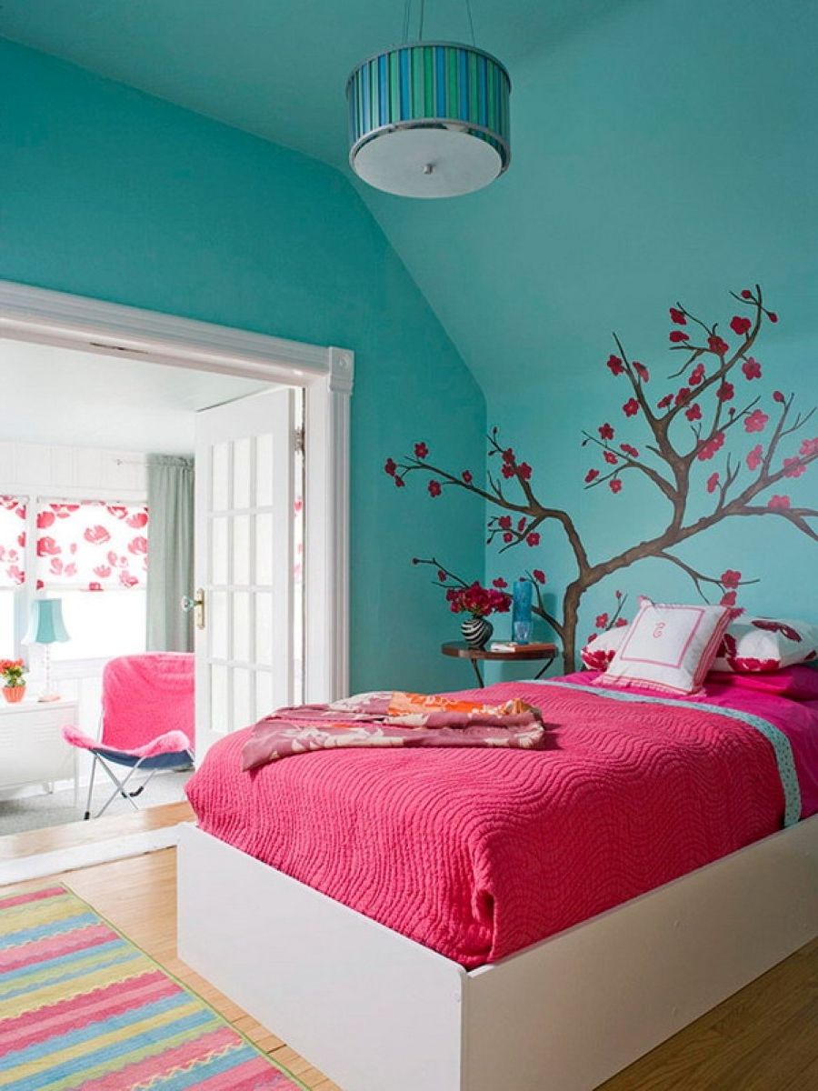 Unique Pendant Light Above Bed Feat Modern Tree Wall Mural For Teenage Room Decor And Multi Colors Rug Idea (Photo 3101 of 7825)
