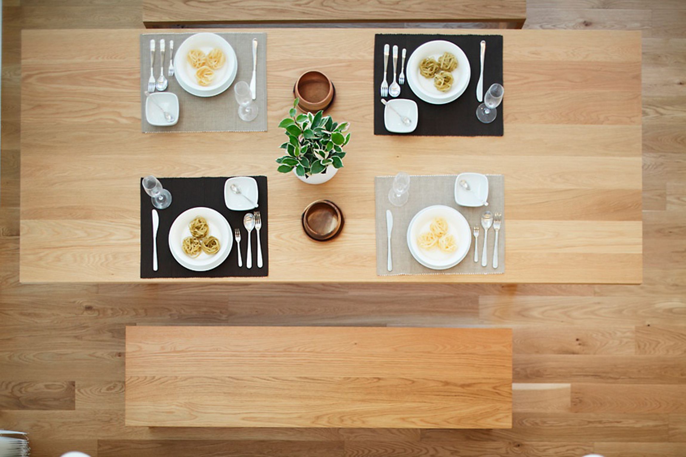 Minimalist Dining Table (Photo 22 of 25)