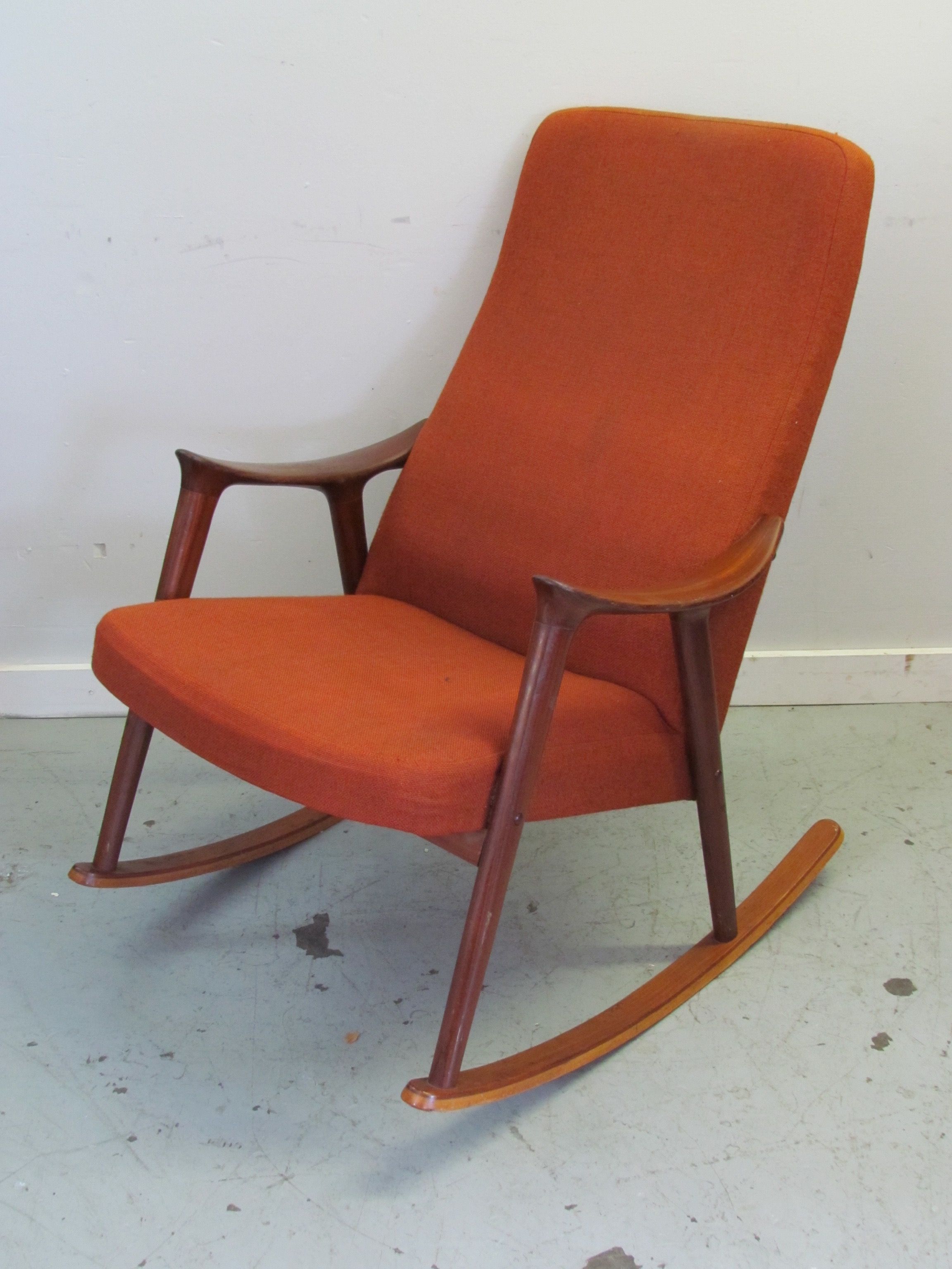 Minimalist Chair Cushions (View 5 of 11)