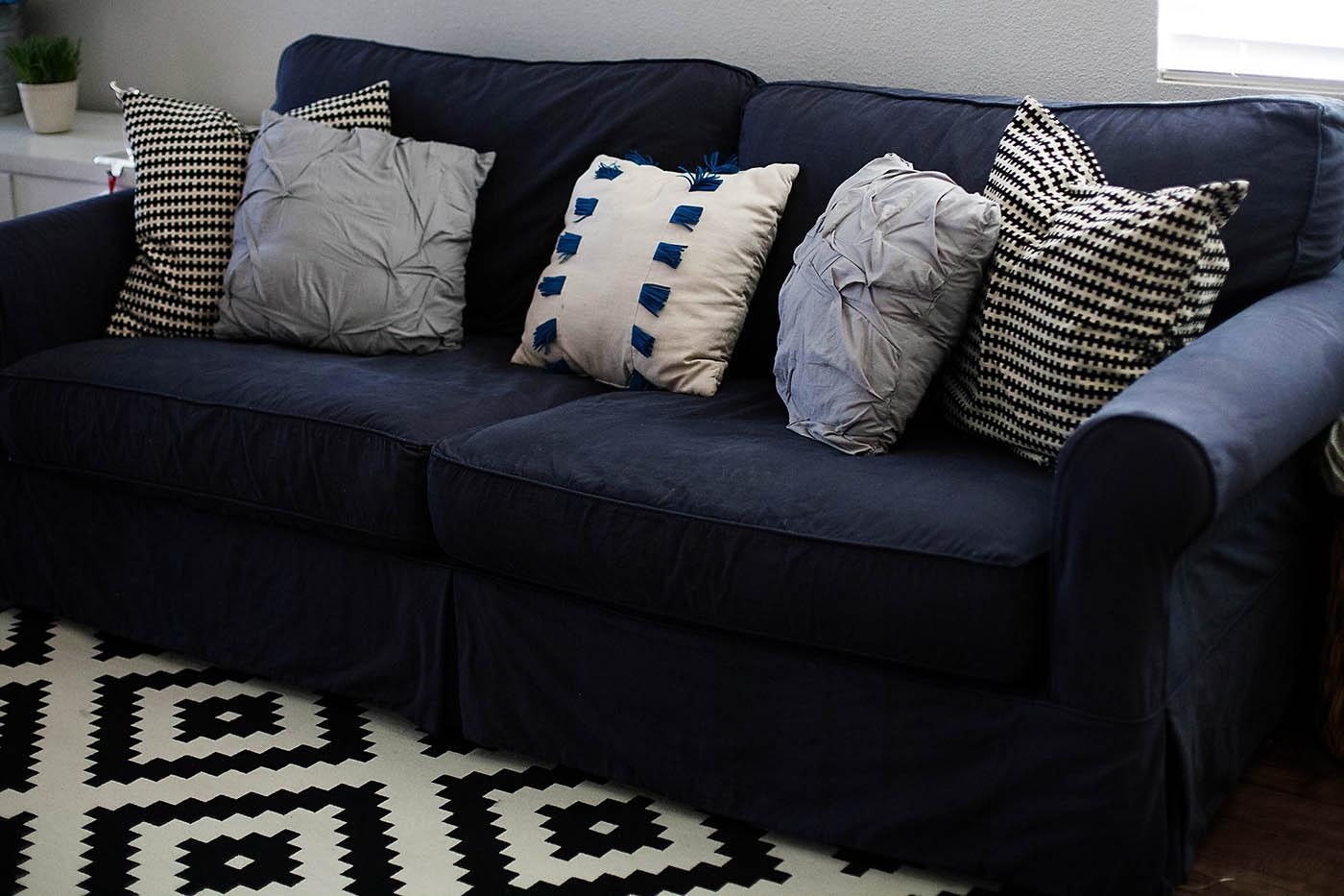 How To Dye A Sofa Slipcover Pertaining To Navy Blue Slipcovers (Photo 1 of 20)