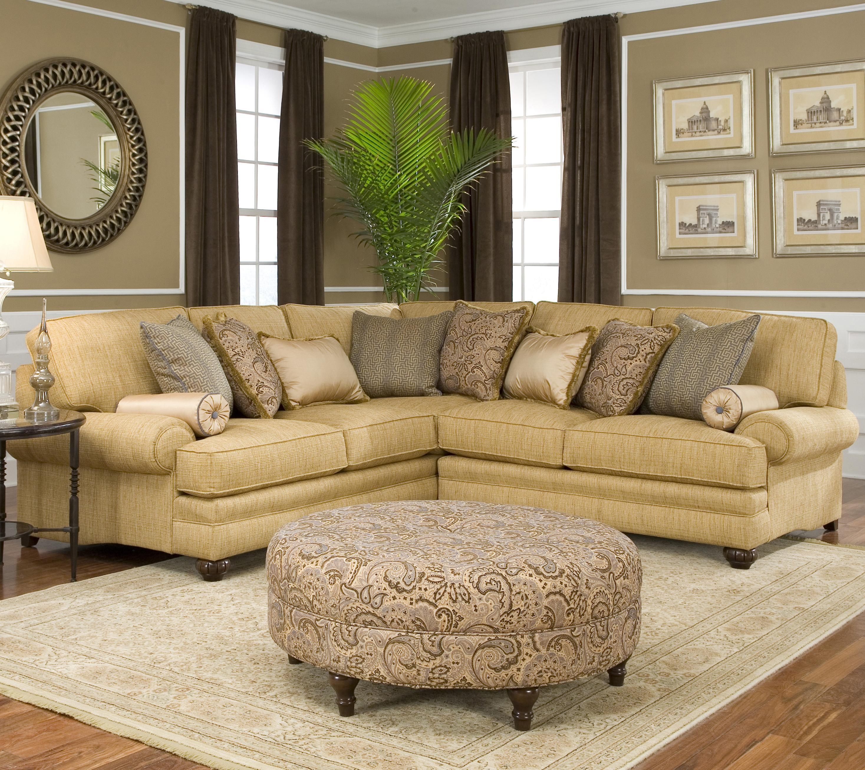 Smith Brothers 376 Traditional Styled Corner Sectional Sofa Inside Traditional Sectional Sofas (Photo 1 of 20)