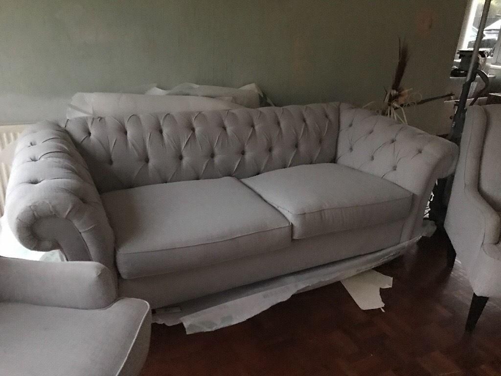 Storage Canterbury Leather Chesterfield Style 3 Seater Sofa Best Pertaining To Canterbury Leather Sofas (View 11 of 20)