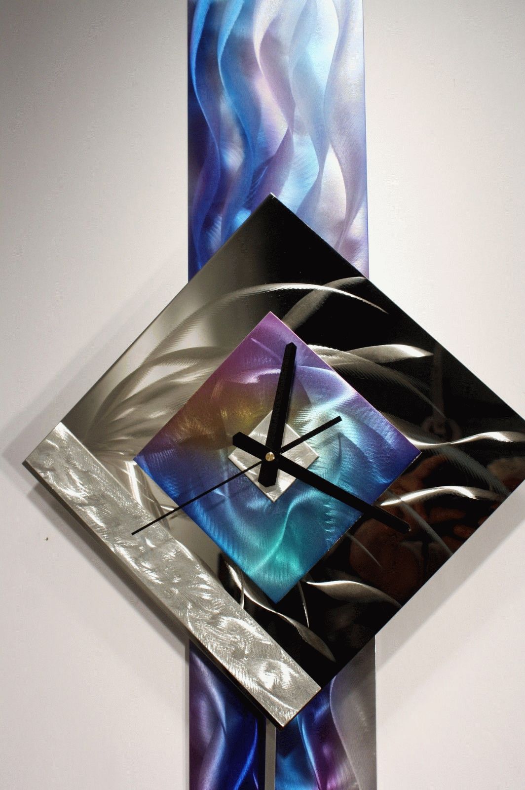 Modern Metal Wall Art Pendulum Clock, Abstract Sculpture Decor For Abstract Wall Art With Clock (Photo 1 of 20)
