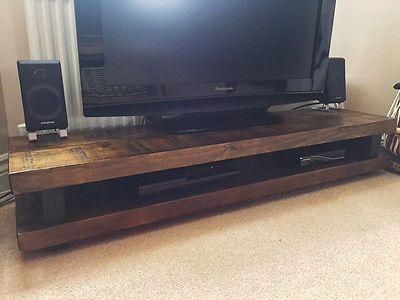 Best 25+ Solid Wood Tv Stand Ideas On Pinterest | Reclaimed Wood Throughout Most Recently Released Rustic Oak Tv Stands (Photo 3755 of 7825)