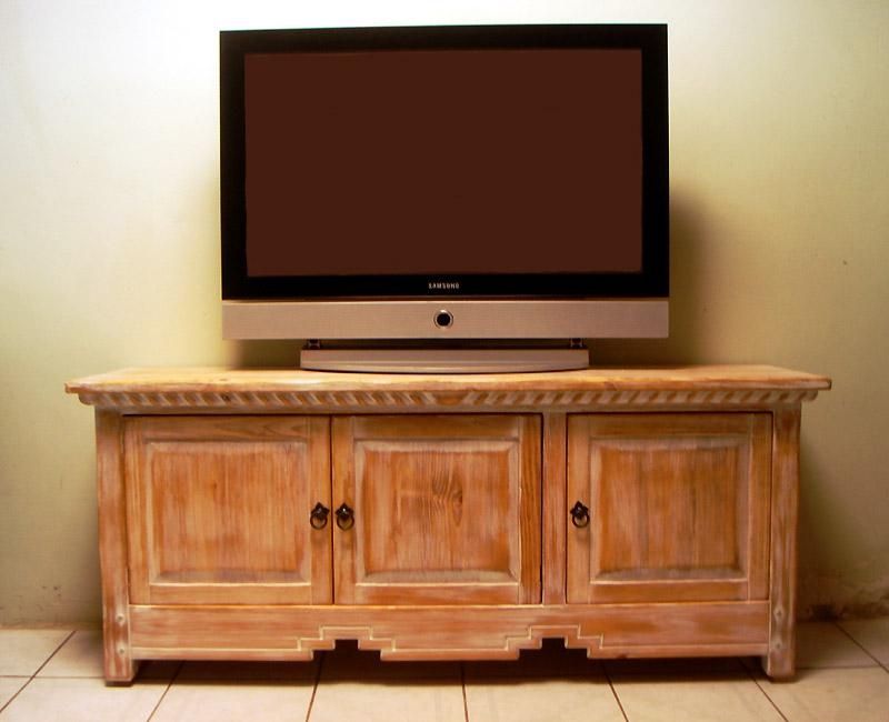 Wood Tv Cabinets For Flat Screens | Roselawnlutheran Regarding Most Recent Enclosed Tv Cabinets For Flat Screens With Doors (Photo 4955 of 7825)