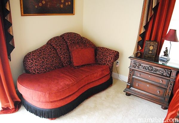 Bedroom Couches – Spurinteractive Pertaining To Bedroom Sofas (View 10 of 10)