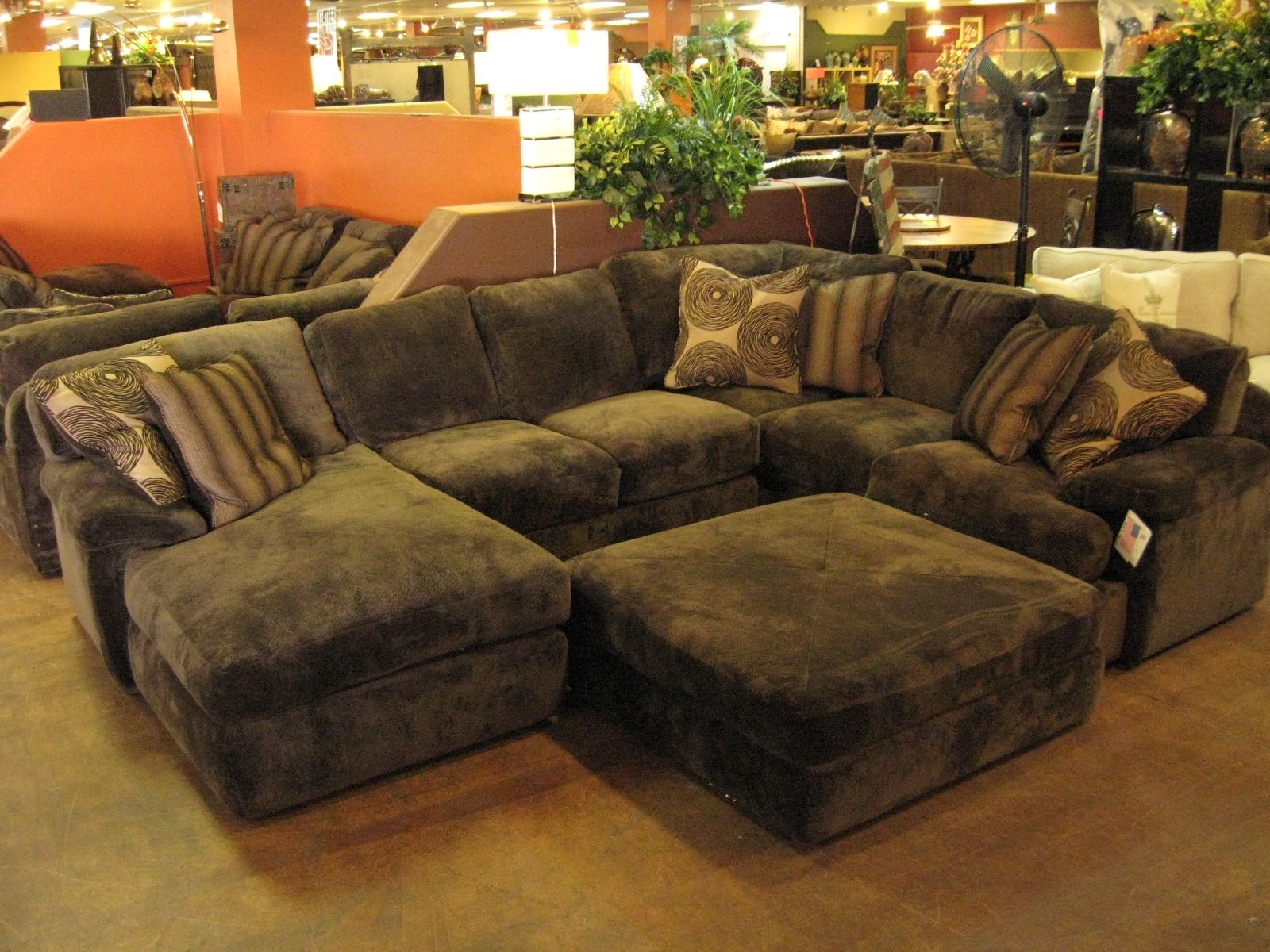 Extra Deep U Shaped Sofa With Chaise And Ottoman Of Gorgeous Extra Inside Sofas With Chaise And Ottoman (View 4 of 10)