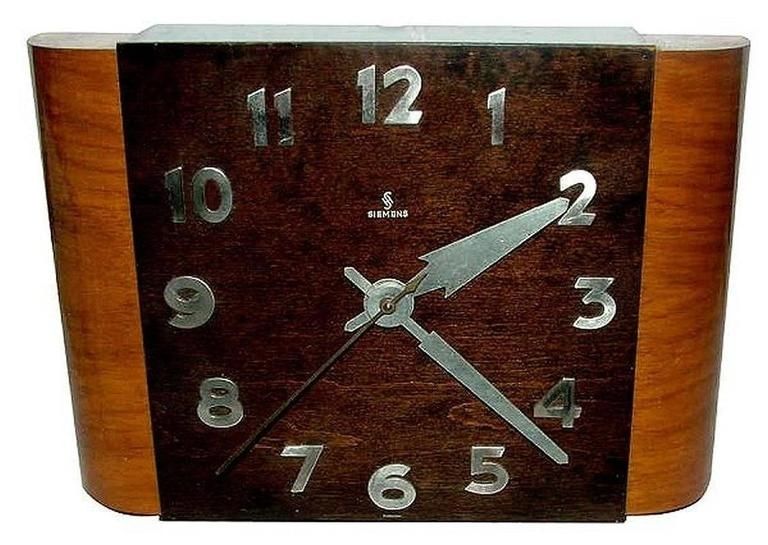 Featured Photo of 25 Photos Art Deco Wall Clock