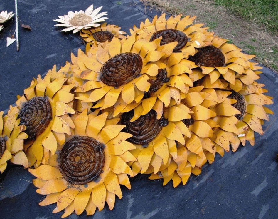 Rustic Tin Sunflower Wall Art Intended For Sunflower Wall Art (Photo 9 of 25)