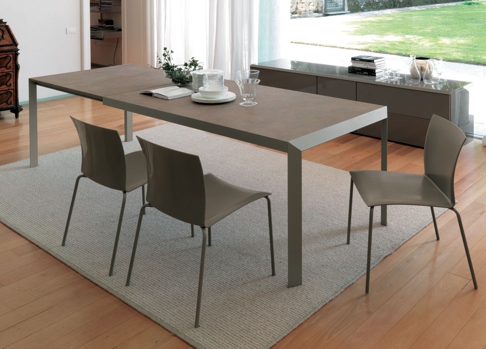 Izac Extending Dining Table | Contemporary Extending Dining Tables With Regard To Contemporary Extending Dining Tables (Photo 1 of 25)