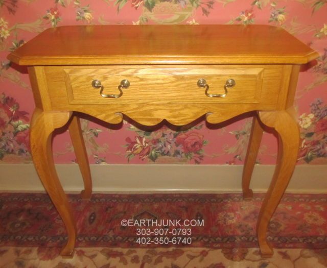 Ethan Allen Hallway Console Table Canterbury Oak 28 9401 Finish 278 With Regard To Widely Used Ethan Console Tables (View 10 of 25)