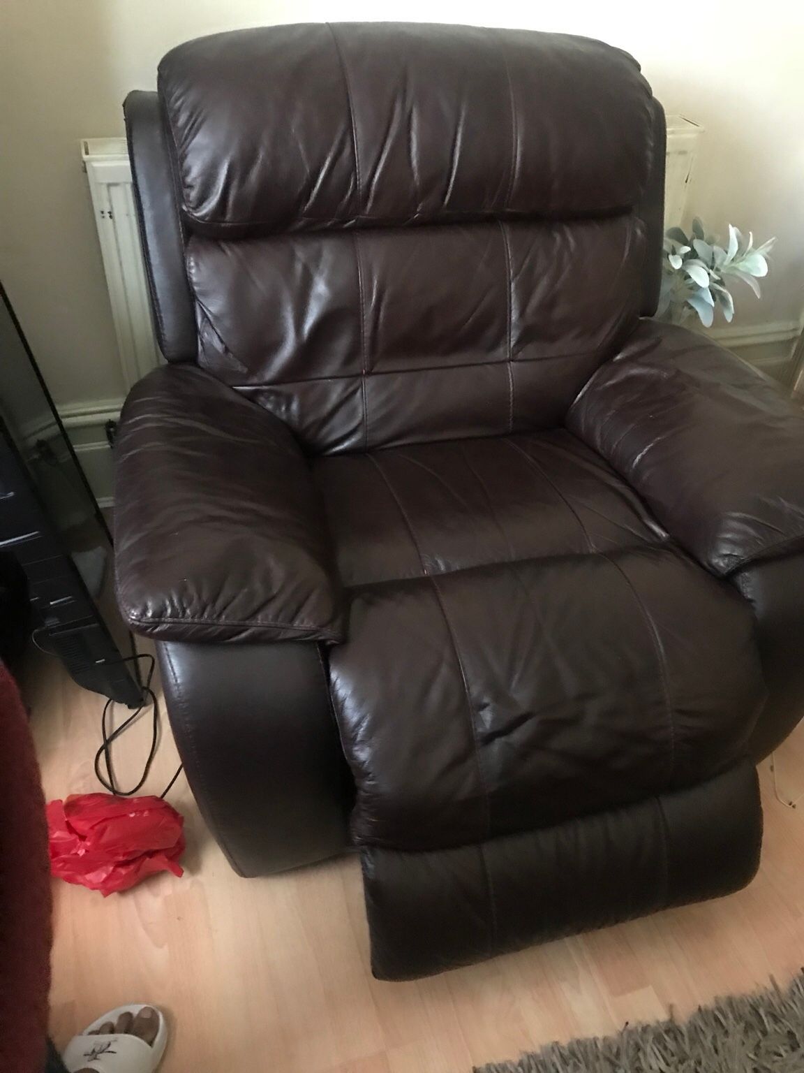 Https://en.shpock/i/w5dlazjikcaljx60/ 2018 09 06t10:27:56+02 Regarding Moana Blue Leather Power Reclining Sofa Chairs With Usb (Photo 23 of 25)