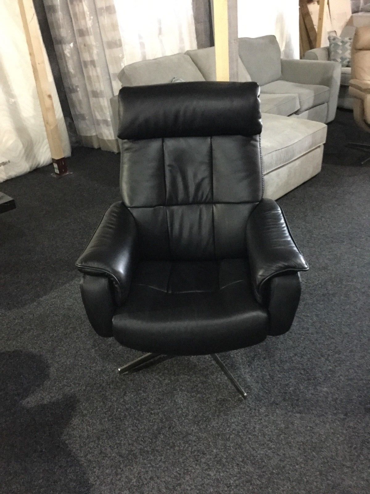 Shades Black Leather Swivel Chair – Affordable Furnishings In Leather Black Swivel Chairs (View 14 of 25)