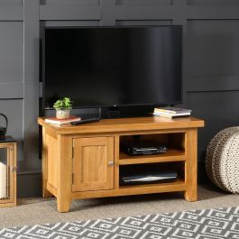 Cheshire Oak Small Tv Unit – To Fit Tvs Up To 44" (View 7 of 15)