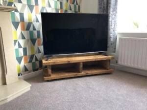 Chunky Rustic Tv Stand / Unit / Cabinet Solid Wood Oak Regarding Well Known Urban Rustic Tv Stands (View 15 of 15)