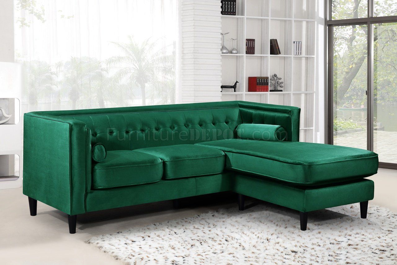 Taylor Sectional Sofa 643 In Green Velvet Fabricmeridian Intended For French Seamed Sectional Sofas In Velvet (View 6 of 15)