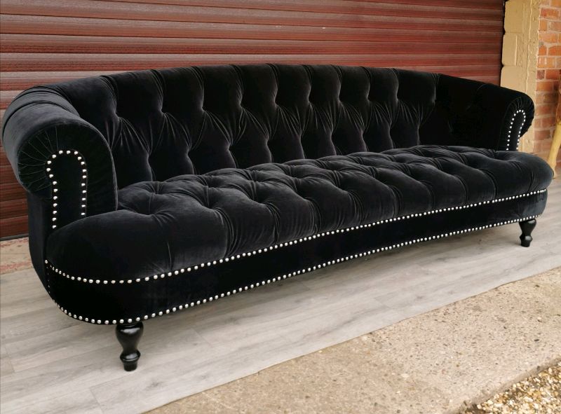 Traditional French Chesterfield Black Deep Velvet Large Throughout 3Pc French Seamed Sectional Sofas Velvet Black (View 4 of 15)
