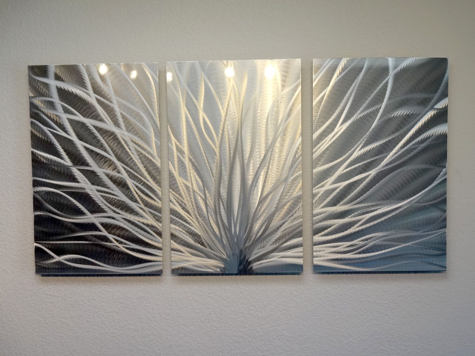 Radiance – 3 Panel Metal Wall Art Abstract Contemporary Modern Decor For Looping Metal Wall Art (View 10 of 15)