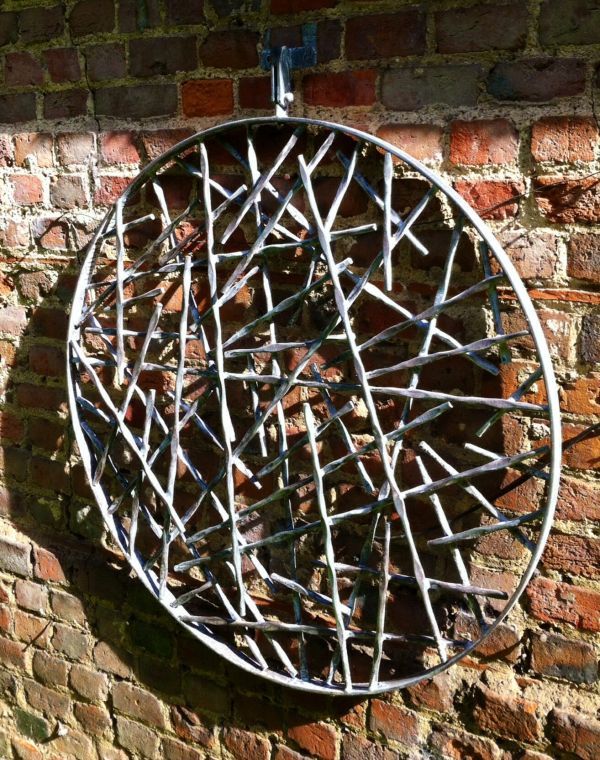 Sculpture: 'Wall Disc (Round Circular Wall Hung Mounted Modern For Round Gray Disc Metal Wall Art (View 5 of 15)