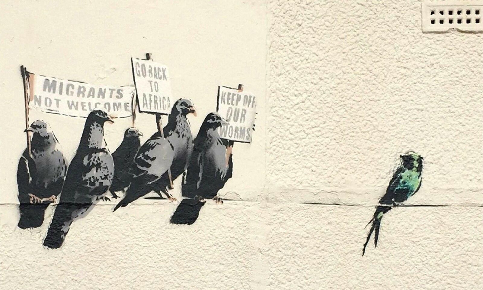 Banksy Rue Graffiti Pigeons Art Urbain Home Décor Peint À La Main Hd  Imprimer Peinture À Lhuile Sur Toile Wall Art Toile Photos 200218 Du 10,53  € | Dhgate Intended For Pigeon Wall Art (View 12 of 15)