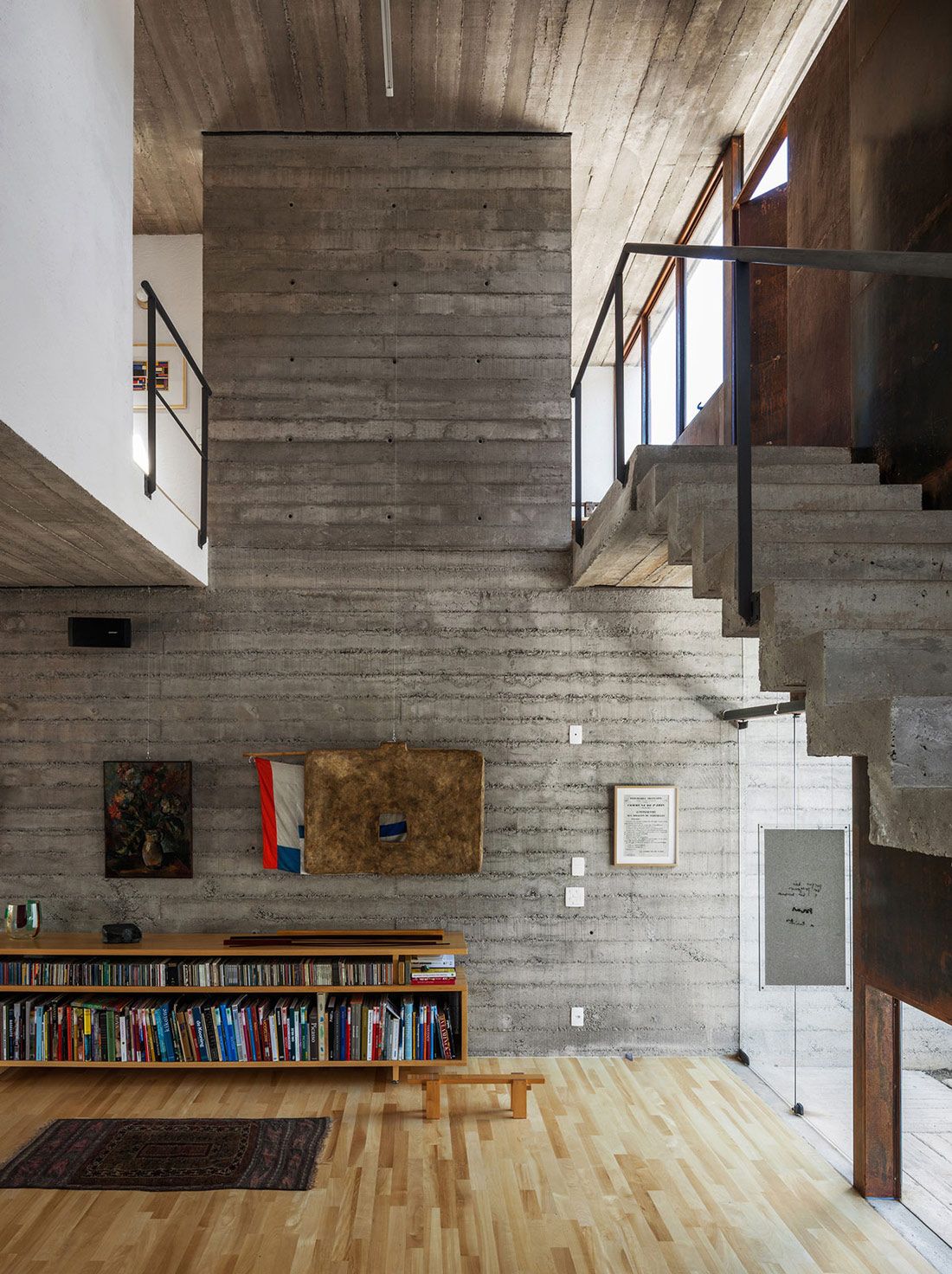 Concrete Wall, Art, Wooden Flooring, Urban House In São Paulo, Brazil :  Fresh Palace For Concrete And Wood Wall Art (View 14 of 15)