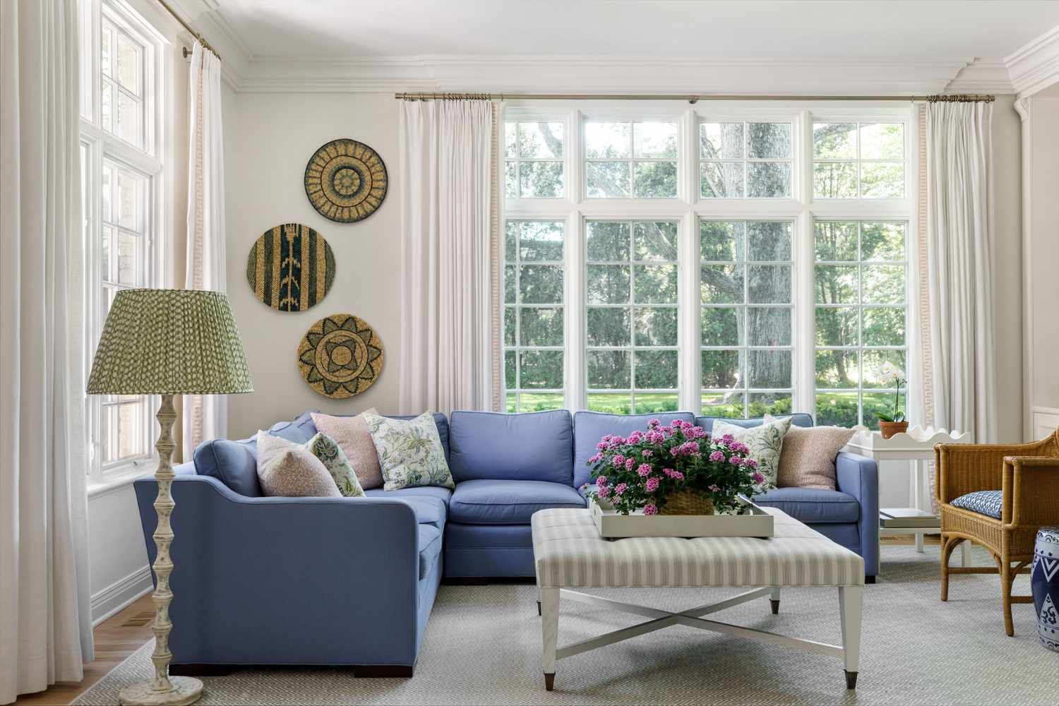 30 Blue Couch Living Room Ideas We Love With Regard To Sofas For Living Rooms (Photo 15 of 15)