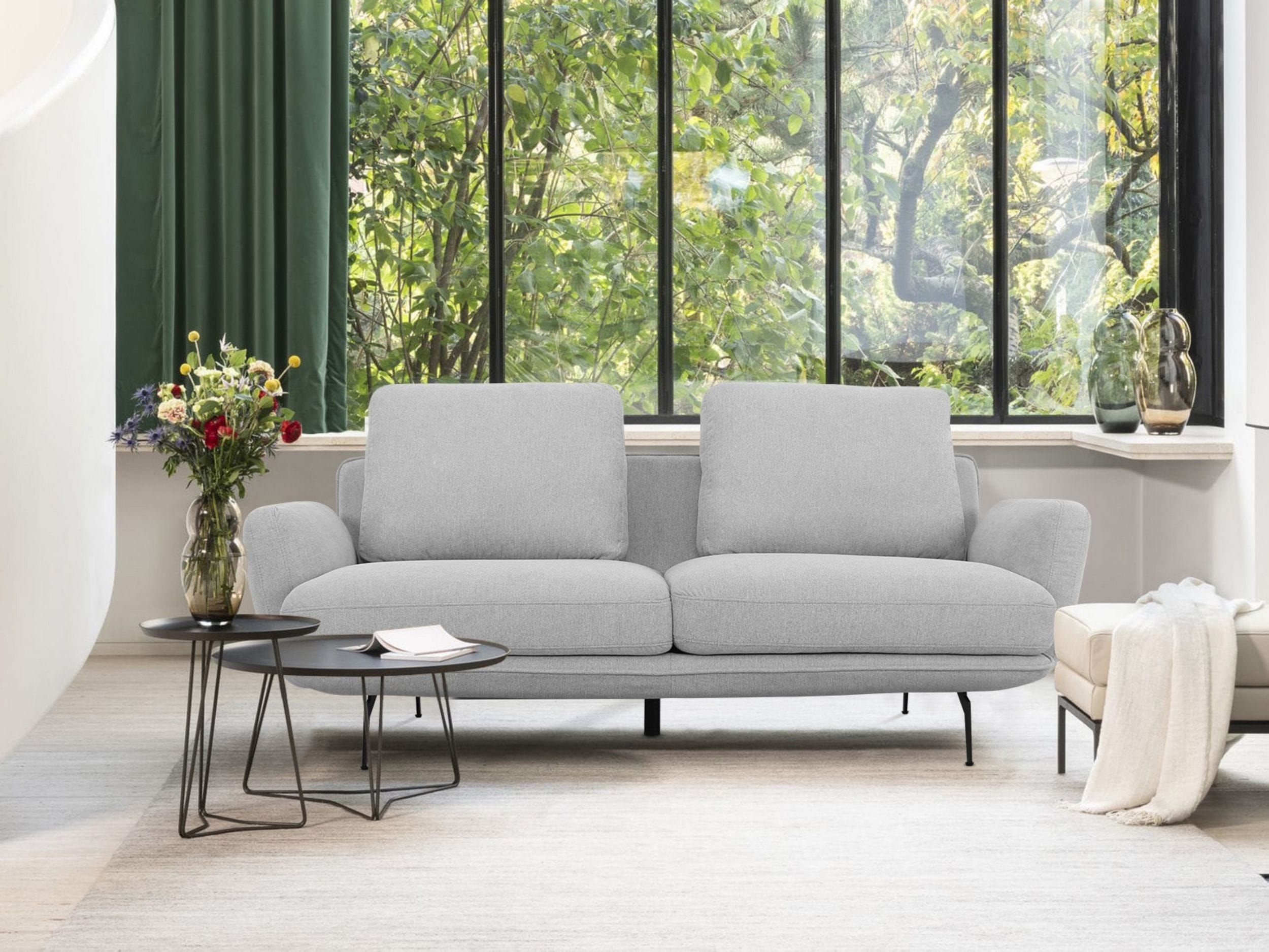Divani Casa Dolly – Modern Light Grey Fabric Sofa Regarding Modern Light Grey Loveseat Sofas (View 3 of 15)