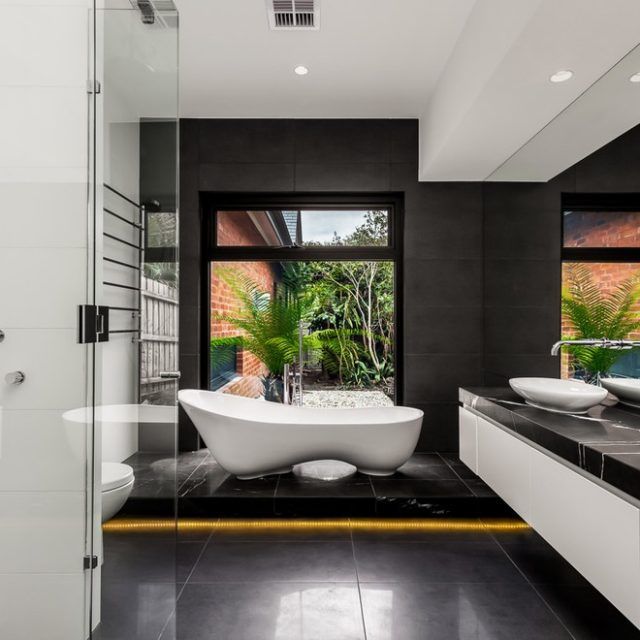 The 10 Best Collection of Black and White Bathroom: Great Decision for an Eye-catching Bathroom