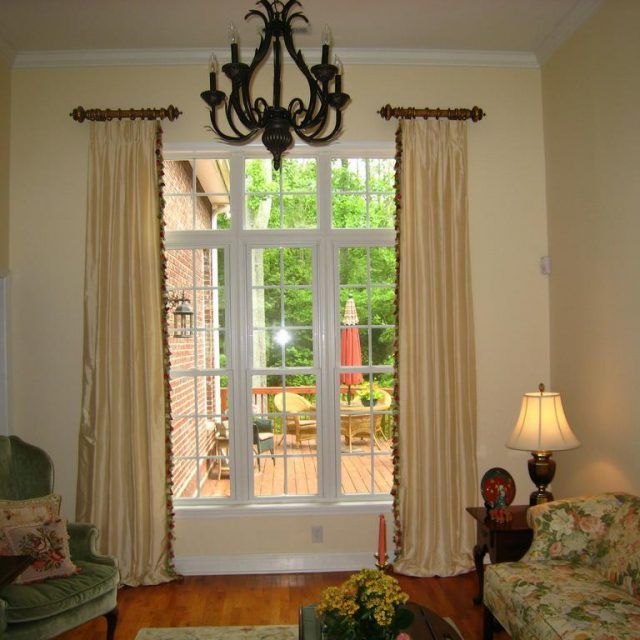 10 The Best Curtain Ideas for Large Windows in Living Room