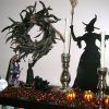 Creepy Halloween Home Decorating Ideas (Photo 7 of 10)
