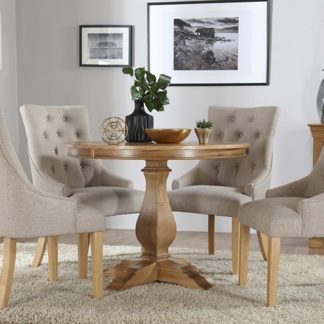 2024 Popular Round Oak Dining Tables and 4 Chairs